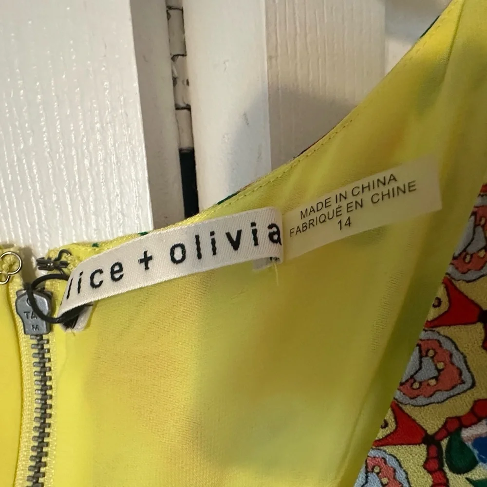 Alice + Olivia Yellow Floral V-Neck Mini Dress - Picture 5 of 10